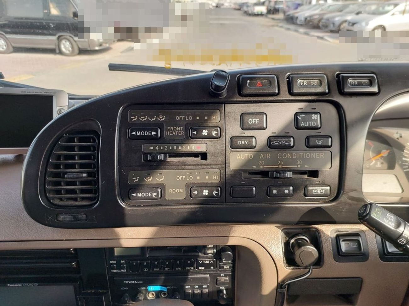 Toyota Coaster TOYOTA COASTER BUS 1997 RHD 4.1 L DIESEL AUTOMATIC (PM04890)