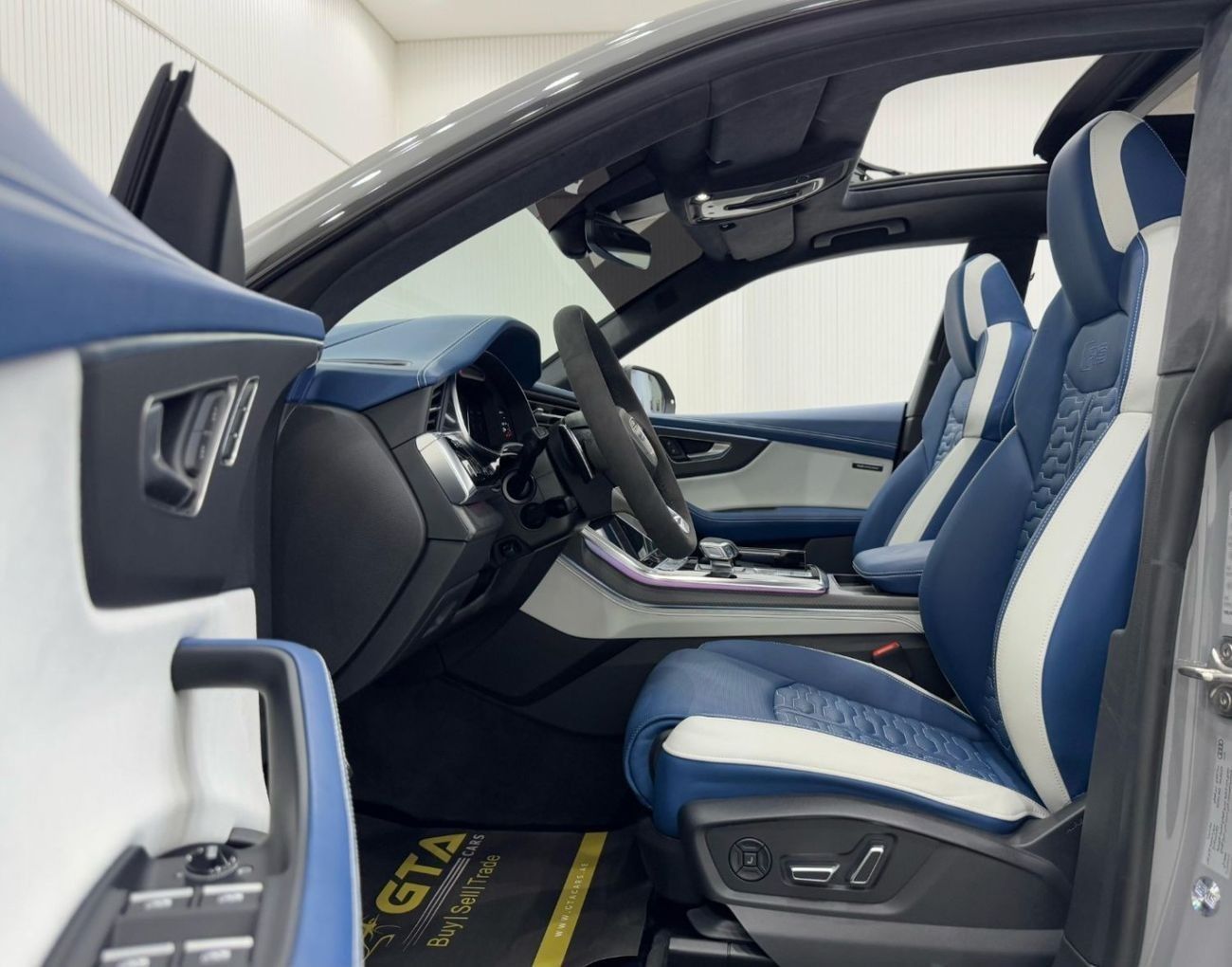 Audi RS Q8 TFSI quattro 4.0L 2023 Audi RSQ8 Quattro, 1 Of 10, 2029 Audi Warranty + Service Pack, Very Low Kms,