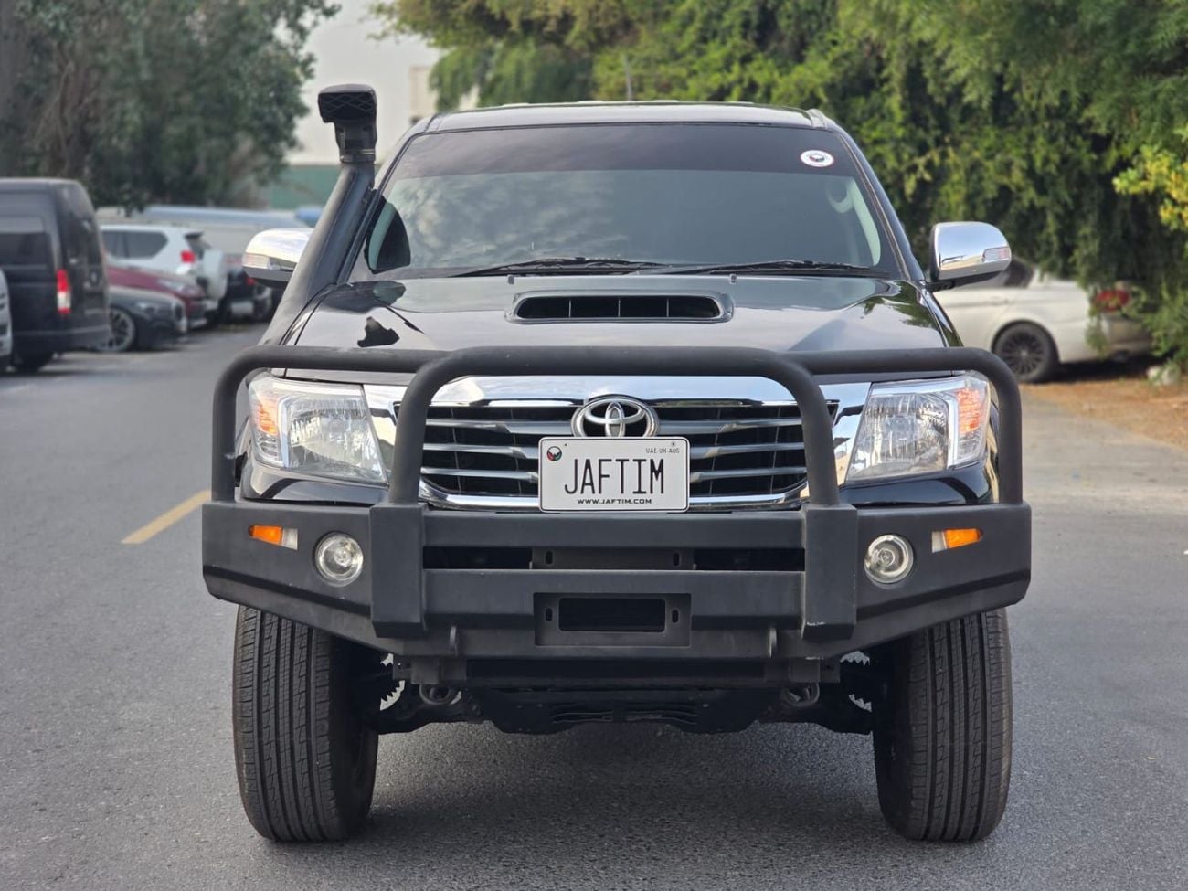 Toyota Hilux 2015 | 3.0L DIESEL | AT | RHD | DOUBLE CABIN | HEAVY BULL BAR | AIR SNORKEL | SPORTS BAR