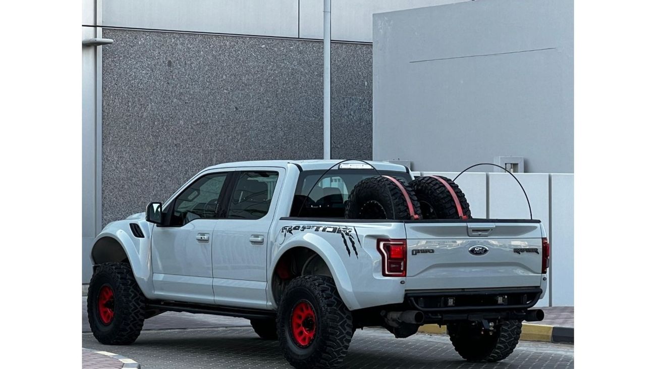 فورد إف-150 رابتور SVT رابتر لاكجري