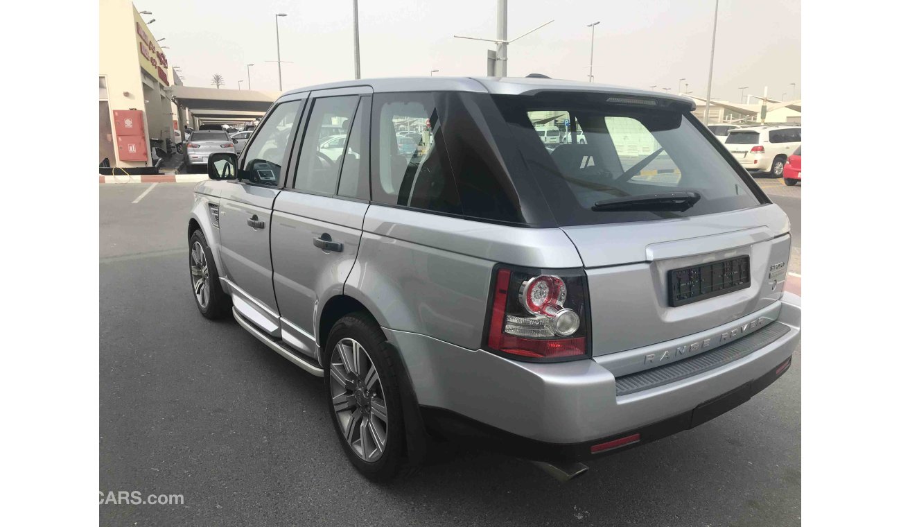 لاند روفر رينج روفر سبورت vaey good car 2011 gcc km 235000