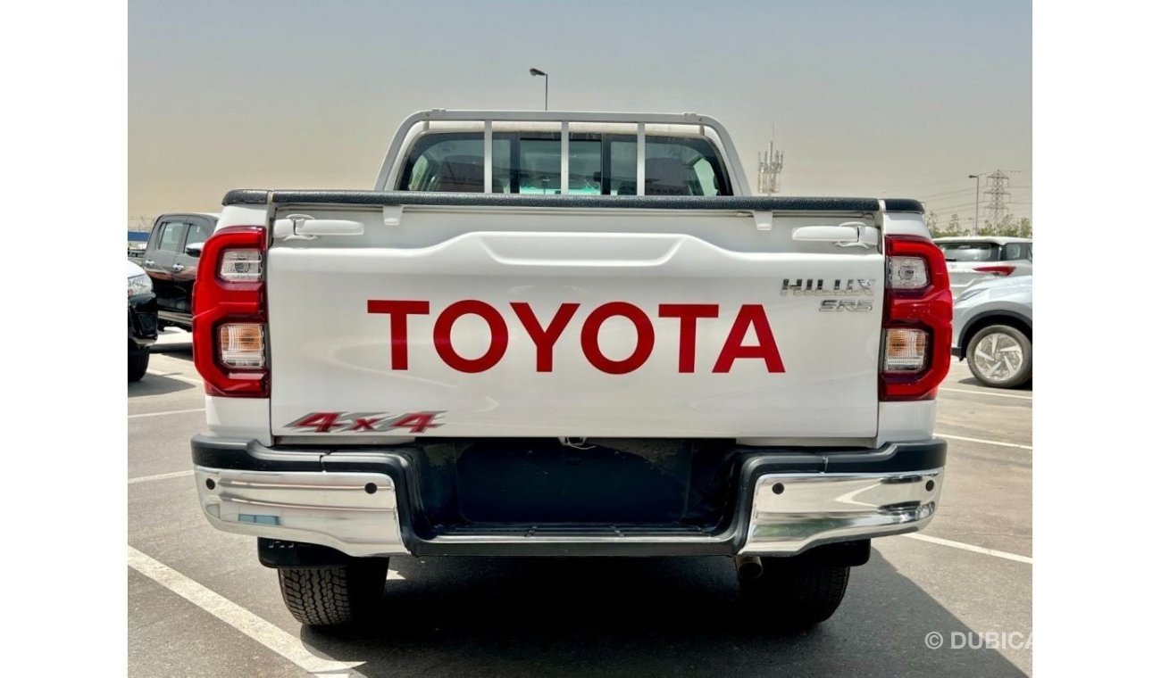 Toyota Hilux 2.8 L  Manual 2022 White Full Option Diesel