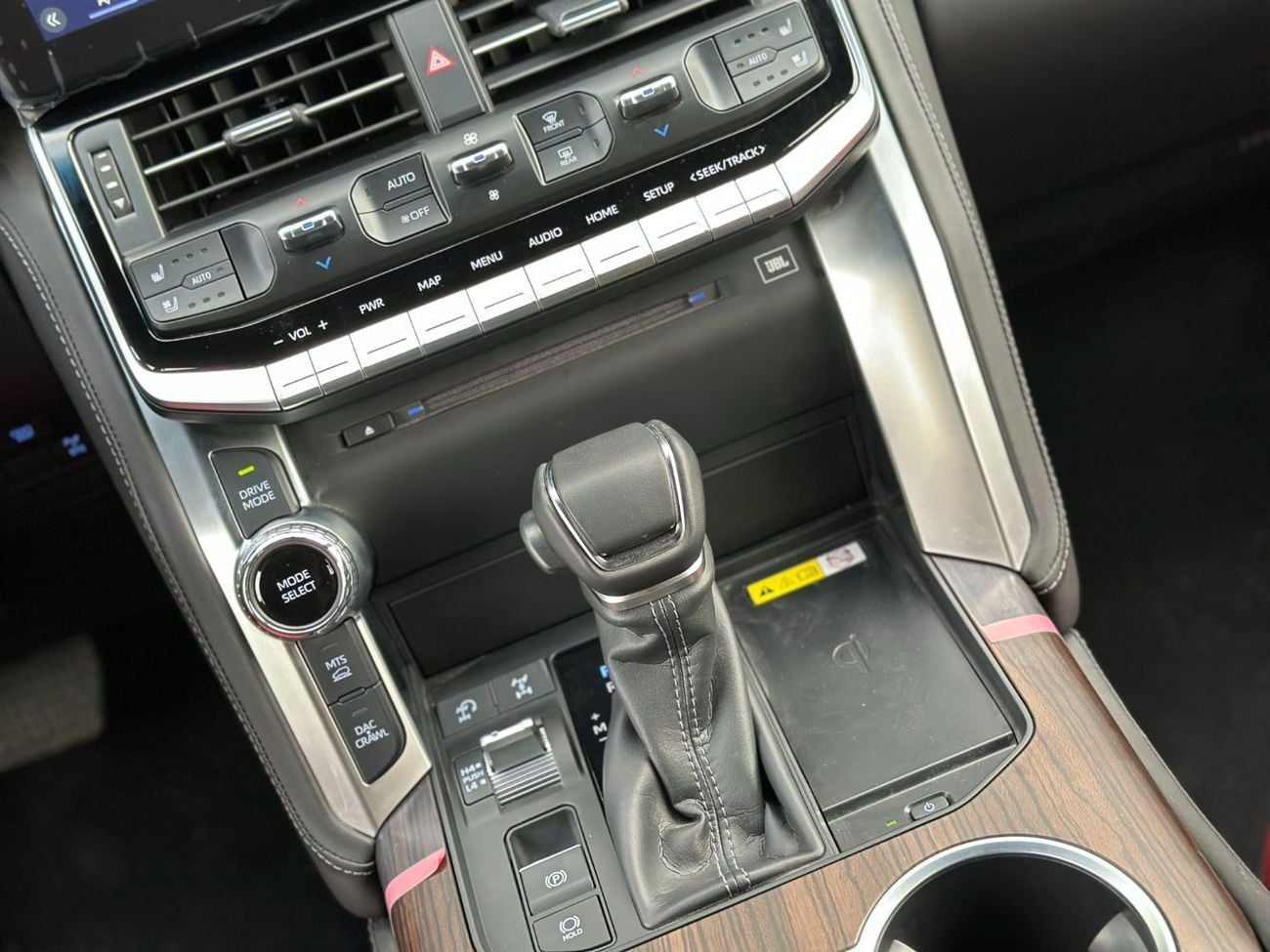 Toyota Land Cruiser VXR | Brand New | Only For Export