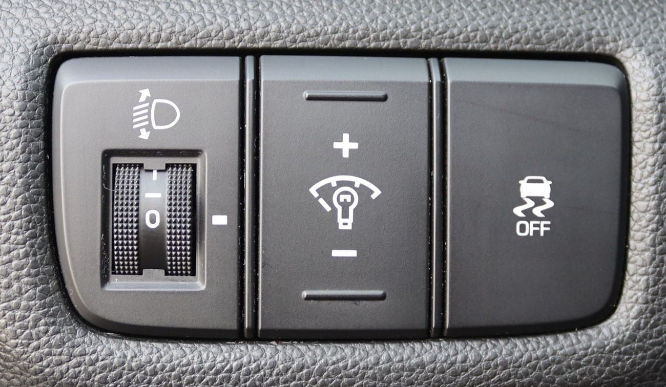 هيونداي كريتا هيونداى كاريتا موديل 2020 سياره خليجيه بحاله ممتازه بمحرك 1500 سى سى وبسعر 39000 درهم وممشى 83000 كي