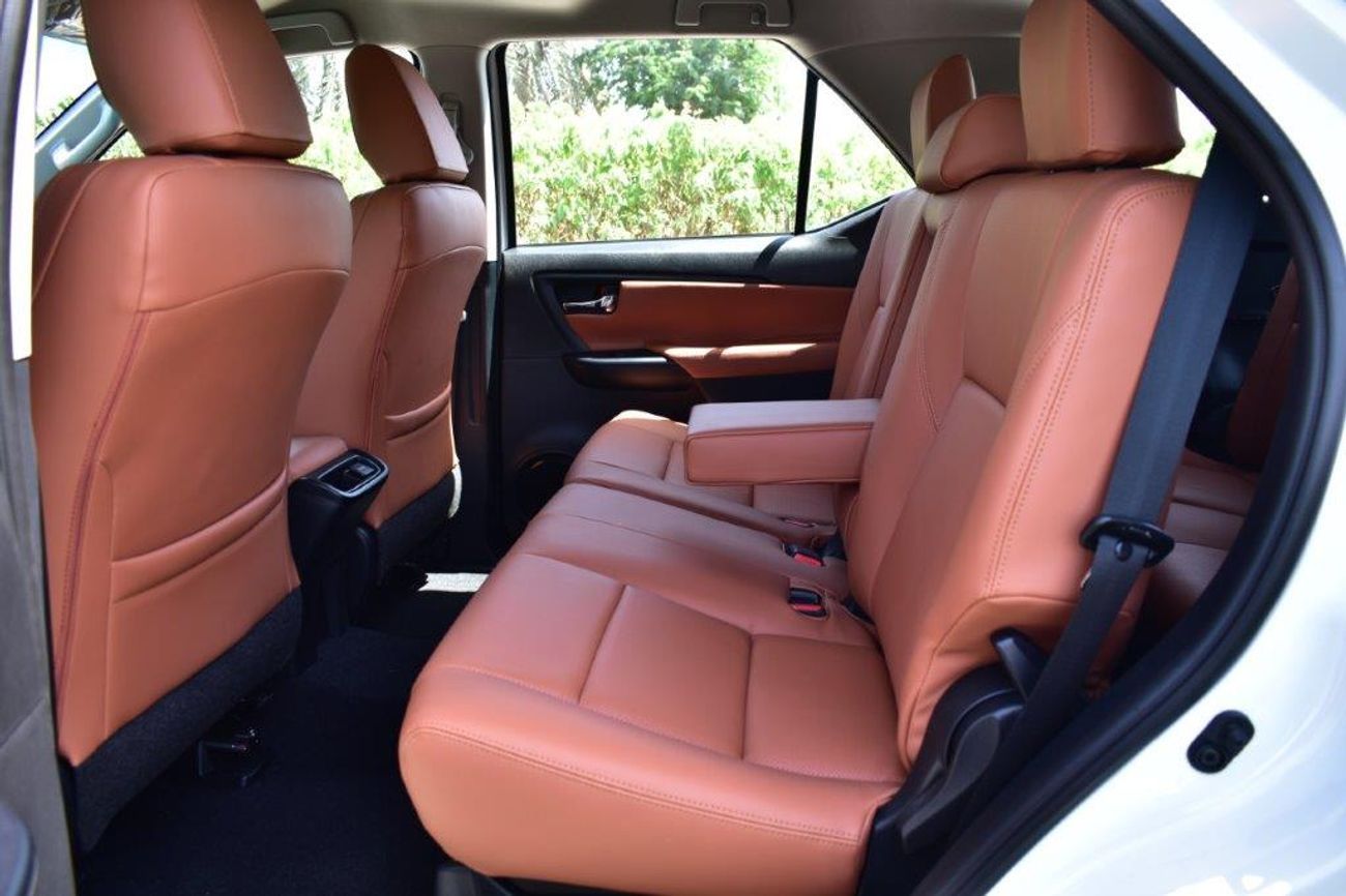 Toyota Fortuner 2025 MODEL TOYOTA FORTUNER EXR+ 2.7L PETROL 4WD 7 SEAT AUTOMATIC TRANSMISSION