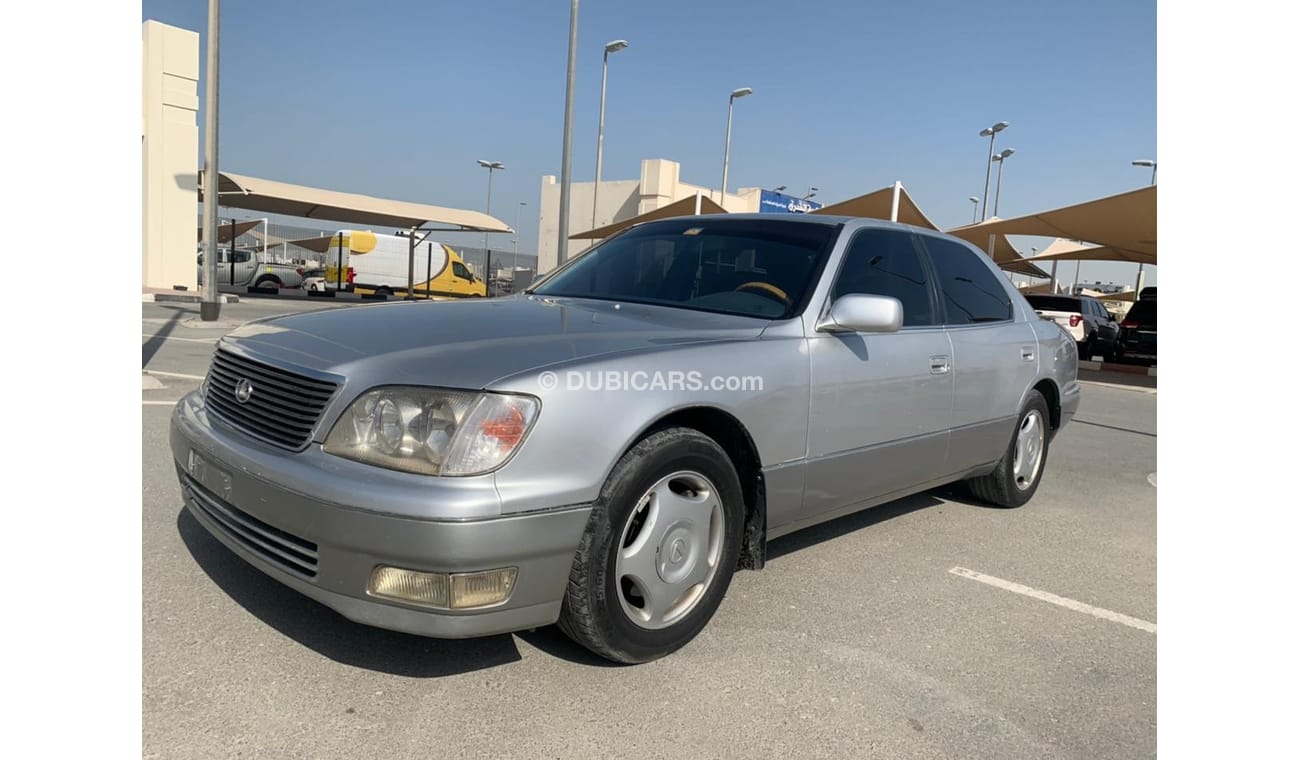لكزس LS 400 لكزس ال اس 400 1998 بحاله ممتازه وارد امريكي