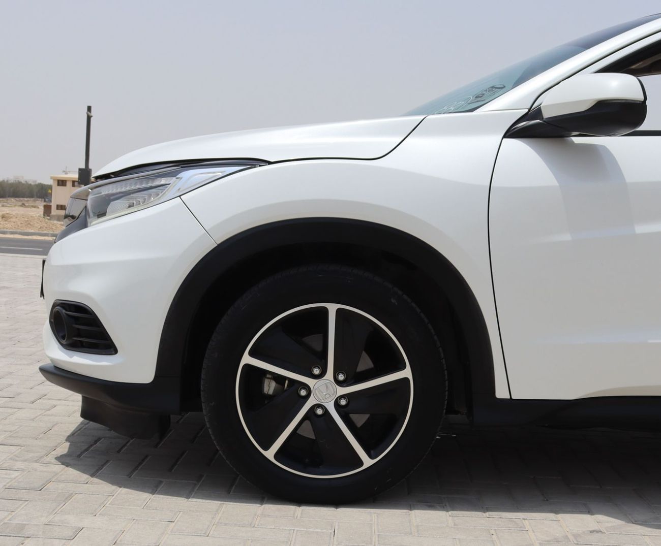 هوندا HRV سياره HRV خليجى بحاله ممتازه موديل 2021 ممشى 88000 كيلو متر وبمحرك 1800 سى سى