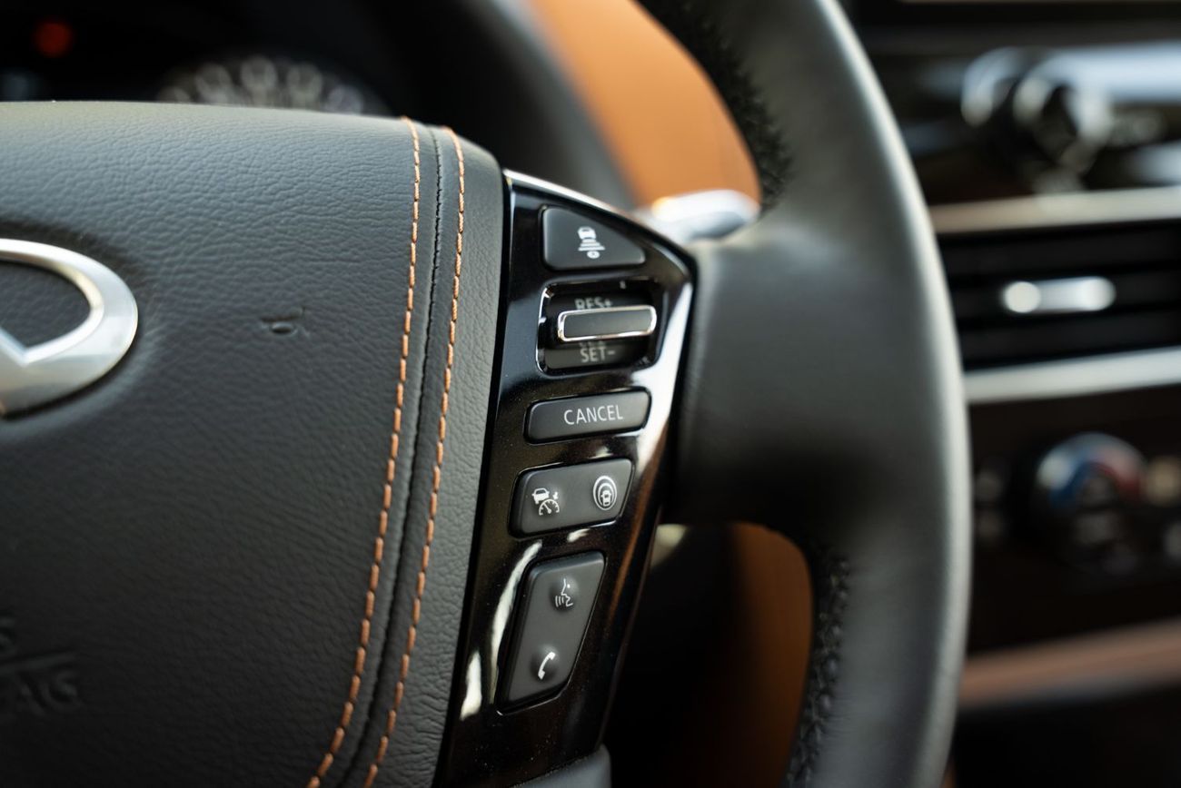 إنفينيتي QX80 Luxury 5.6L