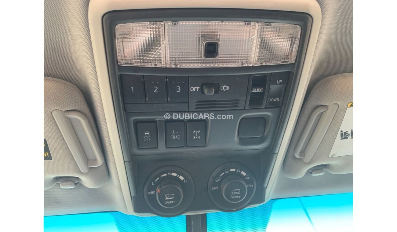 Toyota 4Runner TRD OFF-ROAD 4x4 FULL OPTION 4.0L V4 2014 AMERICAN SPECIFICATION