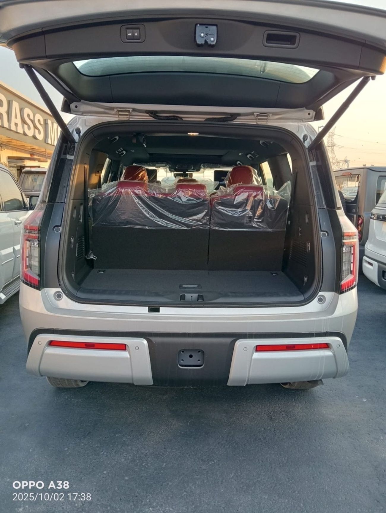 نيسان باترول Nissan  Patrol LE 3.5 L Turbo Titanium + 2026