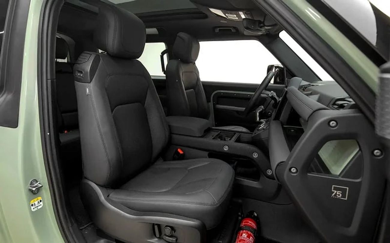 لاند روفر ديفندر 75th Limited Edition P400