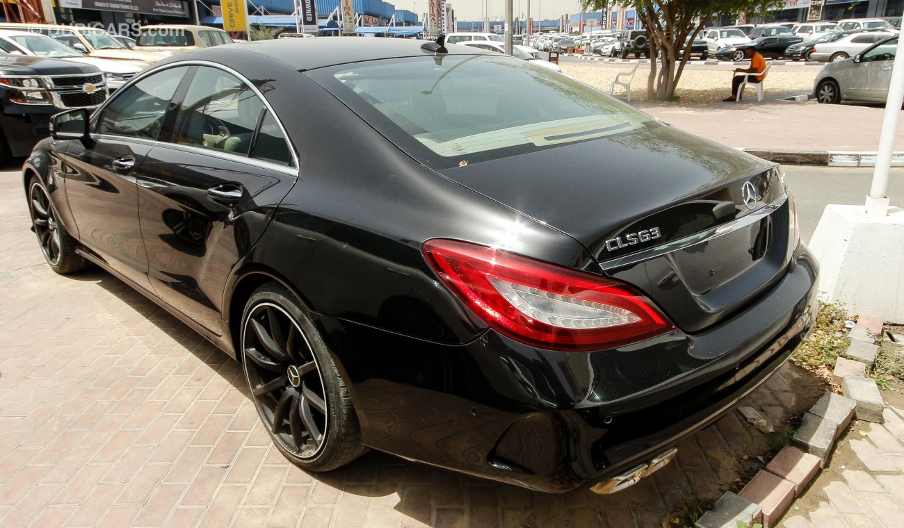 مرسيدس بنز CLS 500 CLS 63 Body Kit