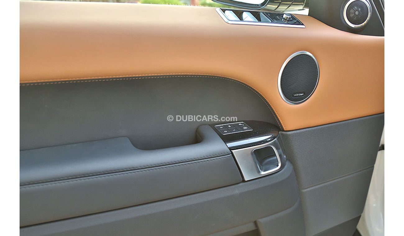 Land Rover Range Rover Sport V6  2019 / Available in white/red