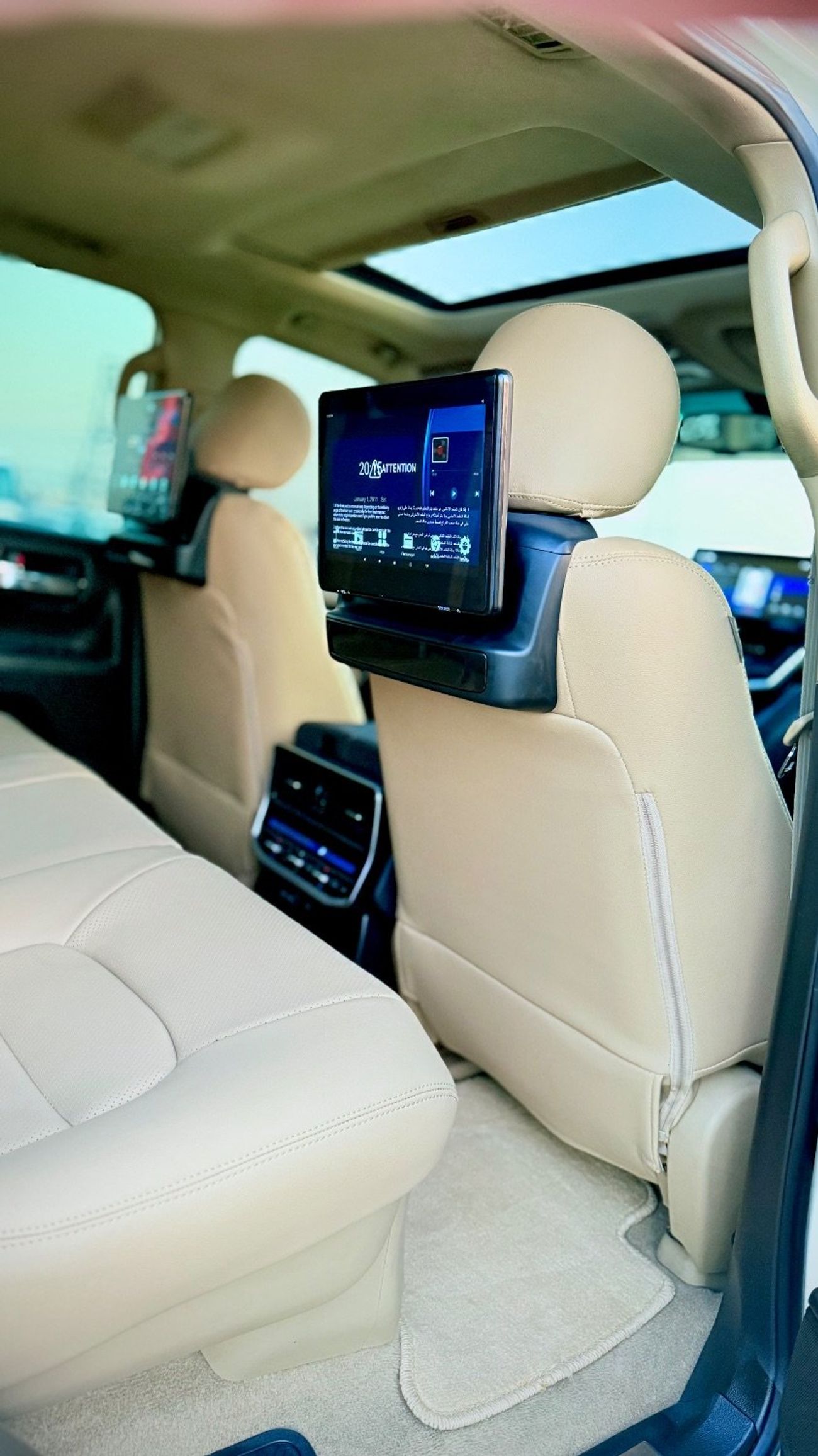 تويوتا لاند كروزر 2009 FACELIFTED 2025 WITH INTERIOR AND EXTERIOR FULL OPTION V6 GCC SPECIFICATION