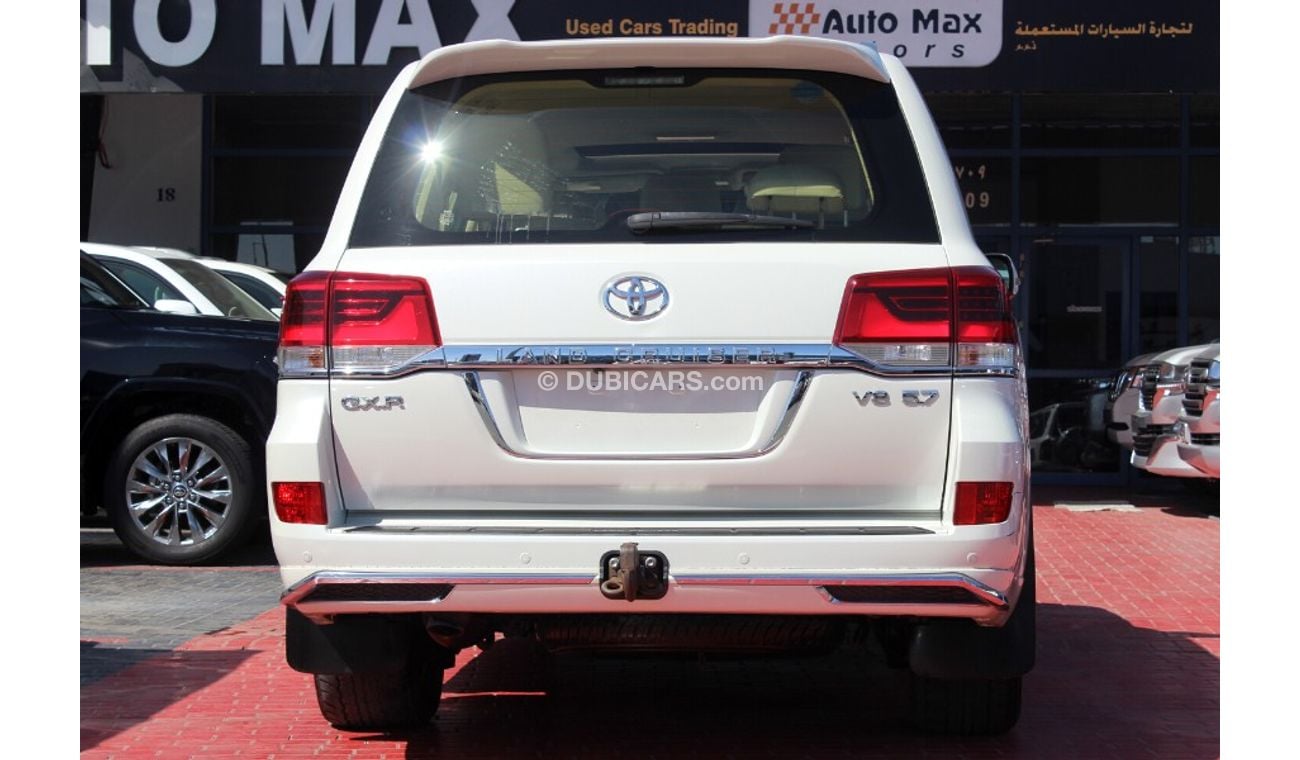 Toyota Land Cruiser (2017) GXR V8 5.7, GCC