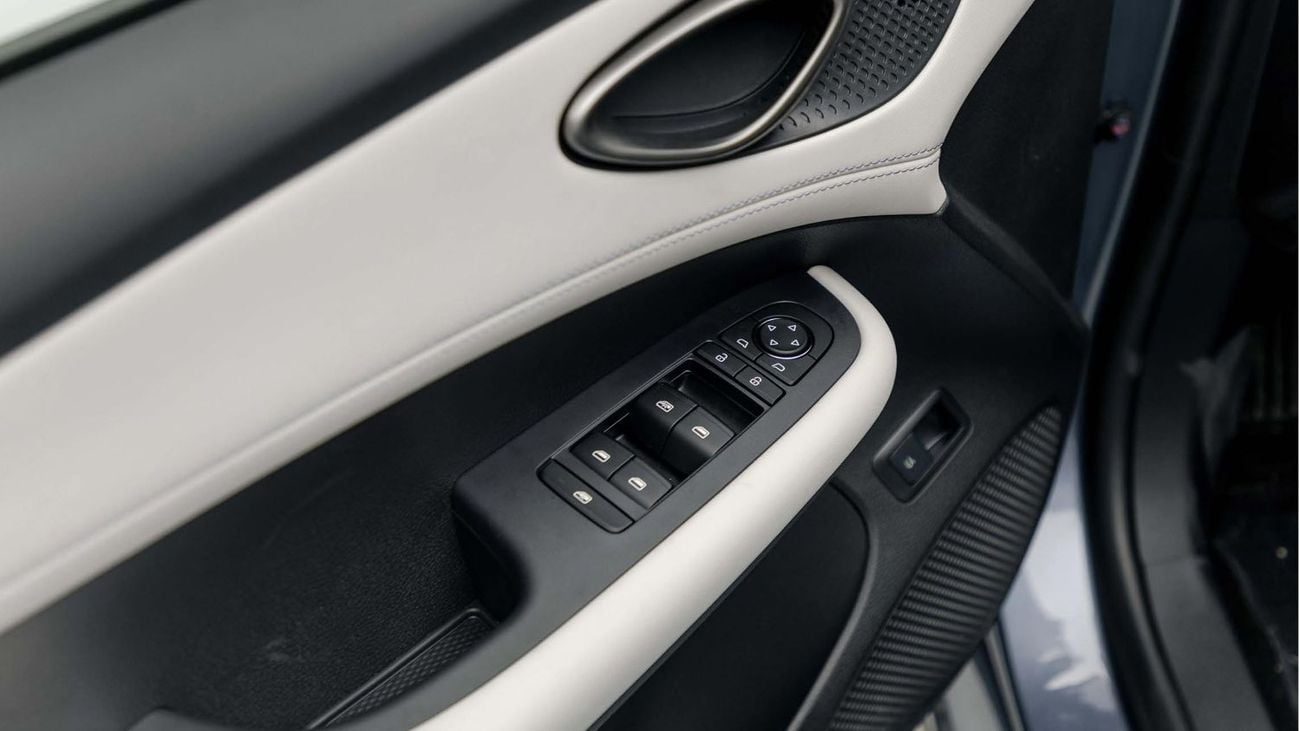 BYD Seal 05 DM-i 1.5L Petrol Engine + Electric Motor (DM-i Plug-in Hybrid) | 4 Door | 5 Seater