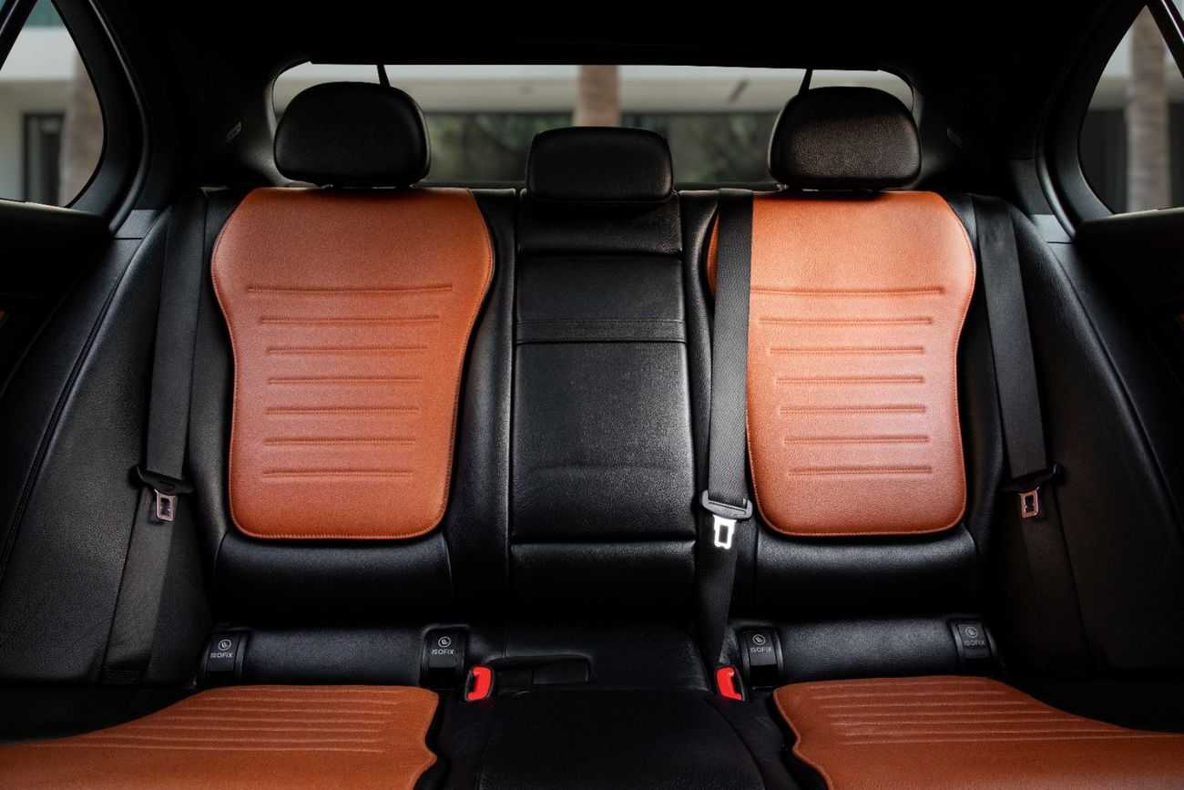 Mercedes-Benz C 200 | 3,427 P.M  | 0% Downpayment | Full Option!