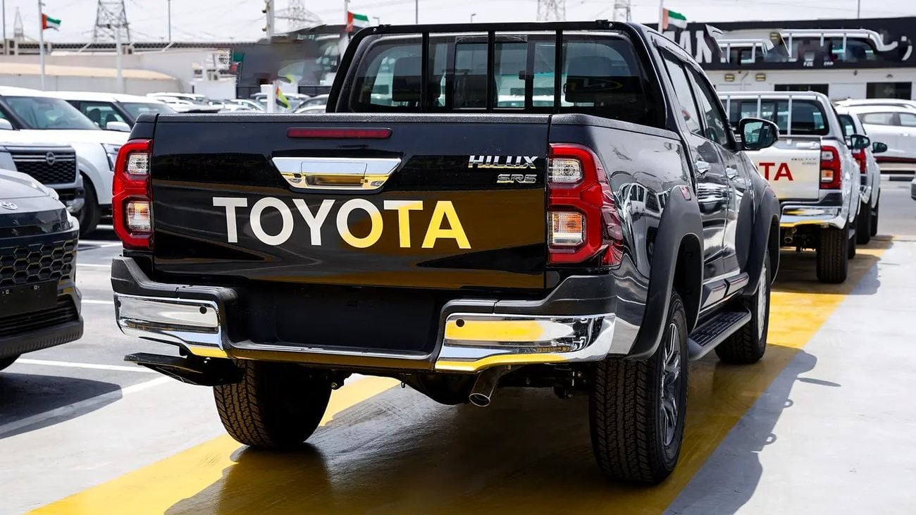 Toyota Hilux SR5 (NON GCC) D/C A/T 4.0L V6 GCC Specs