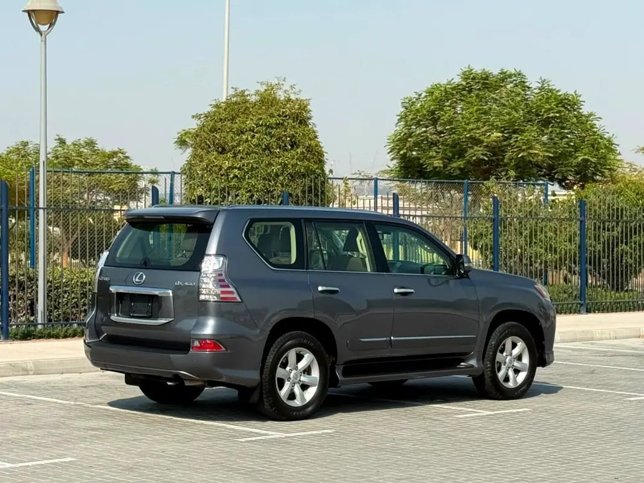 لكزس GX 460 Gx 460 Platinum-Excellent condition-Bank Finance Available
