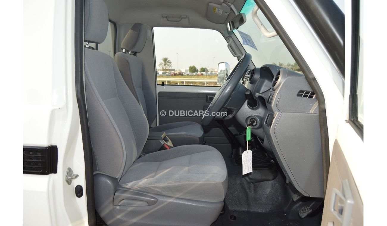 Toyota Land Cruiser Pick Up Full option clean car