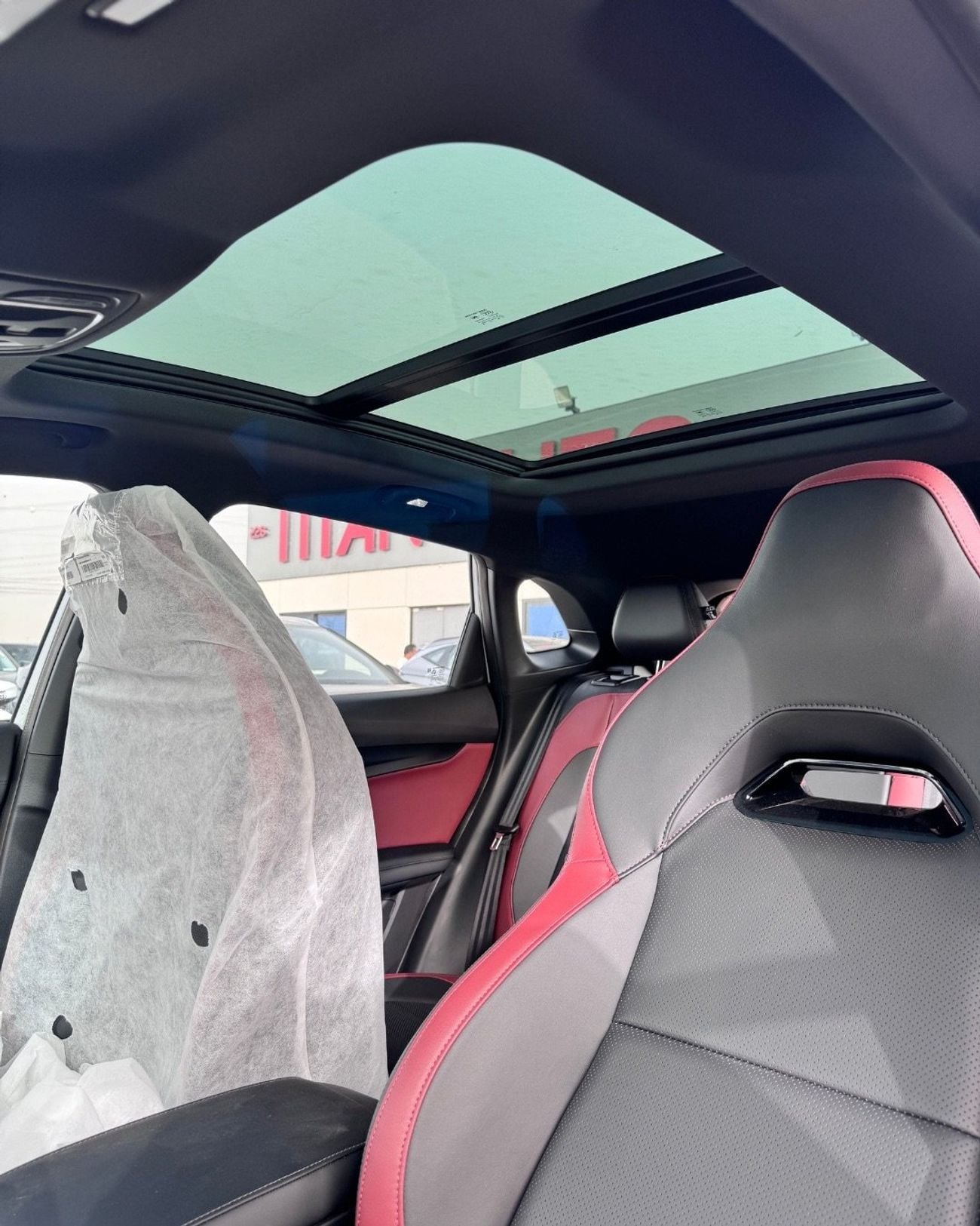 MG One LUX