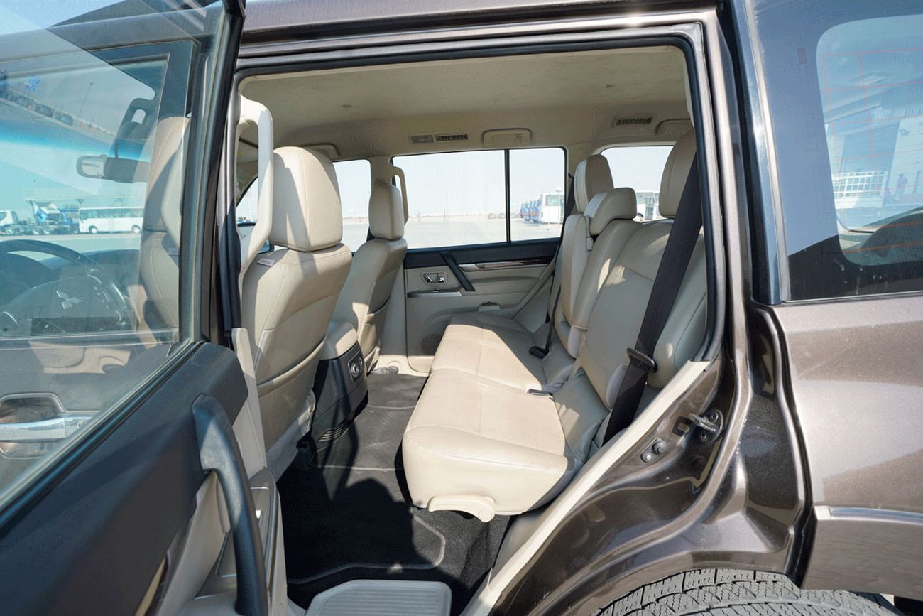 Mitsubishi Pajero 3.8L, GLS, Petrol, Automatic , MY2017