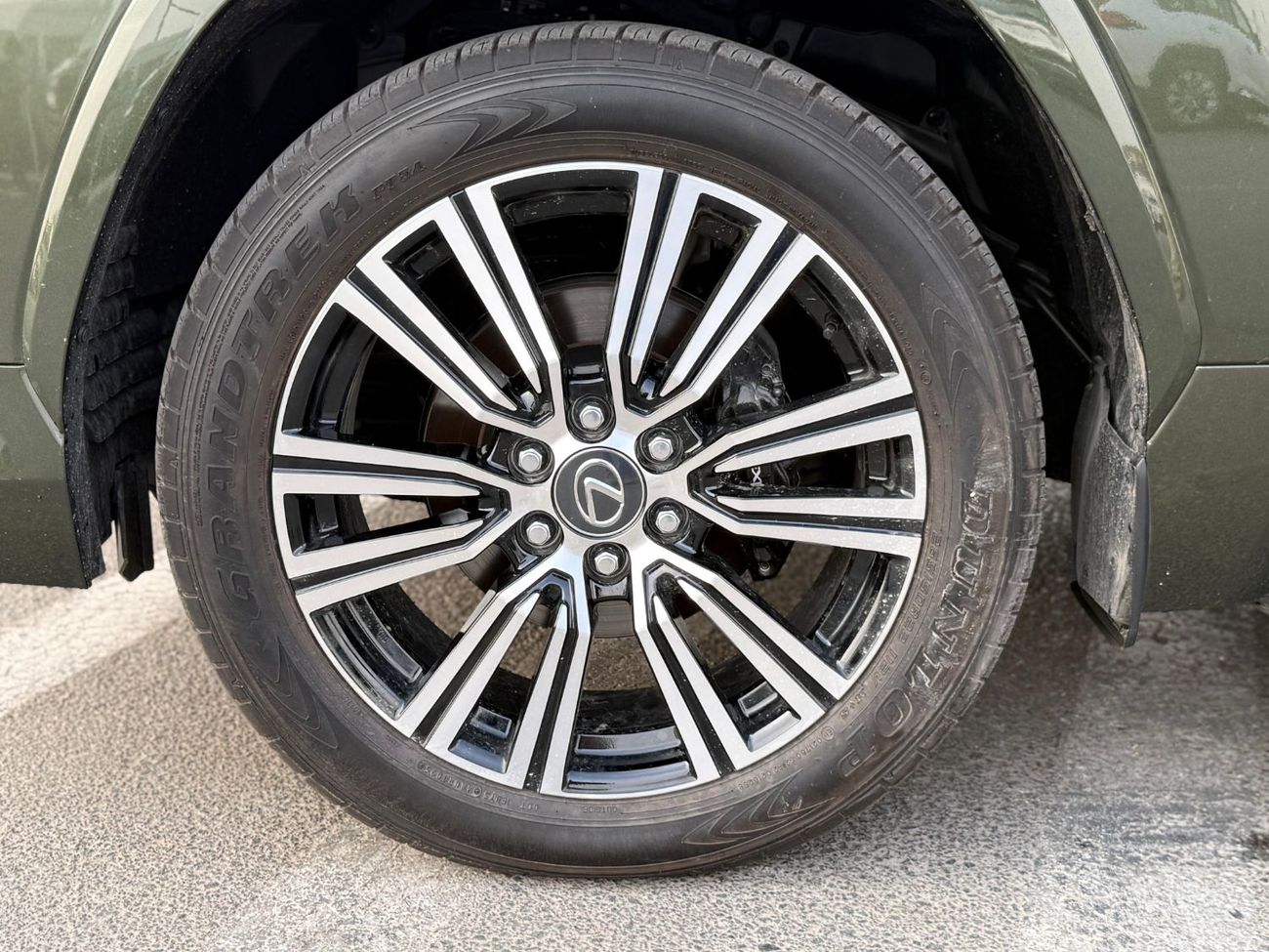 Lexus LX 600 Signature 3.5L