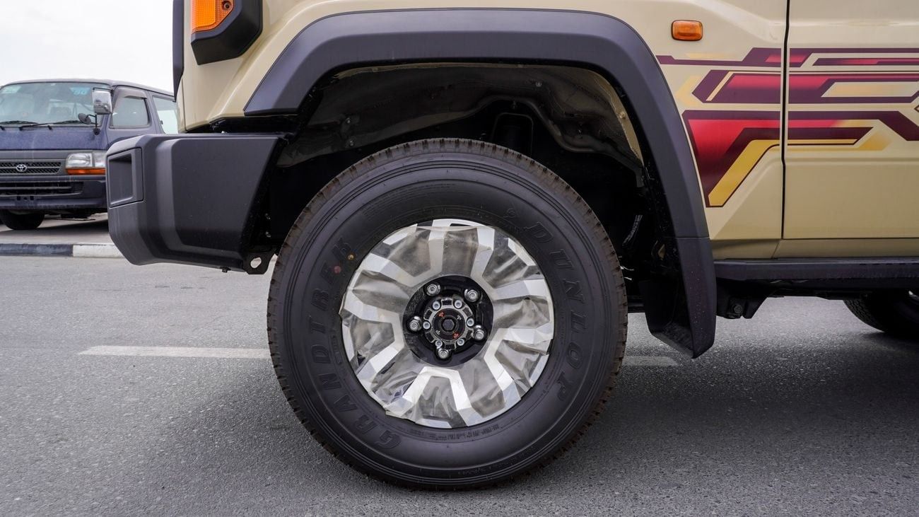 Toyota Land Cruiser 70 LX 4.0 L V6