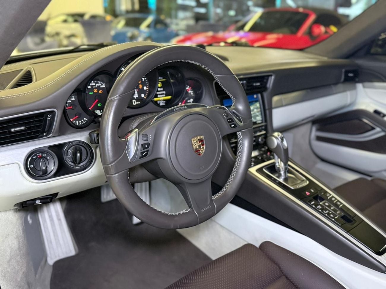 Porsche 911 Carrera 4S 3.8L Coupe 2014 Porsche 911 Carrera 4S - GCC Specs - Full Service History Available