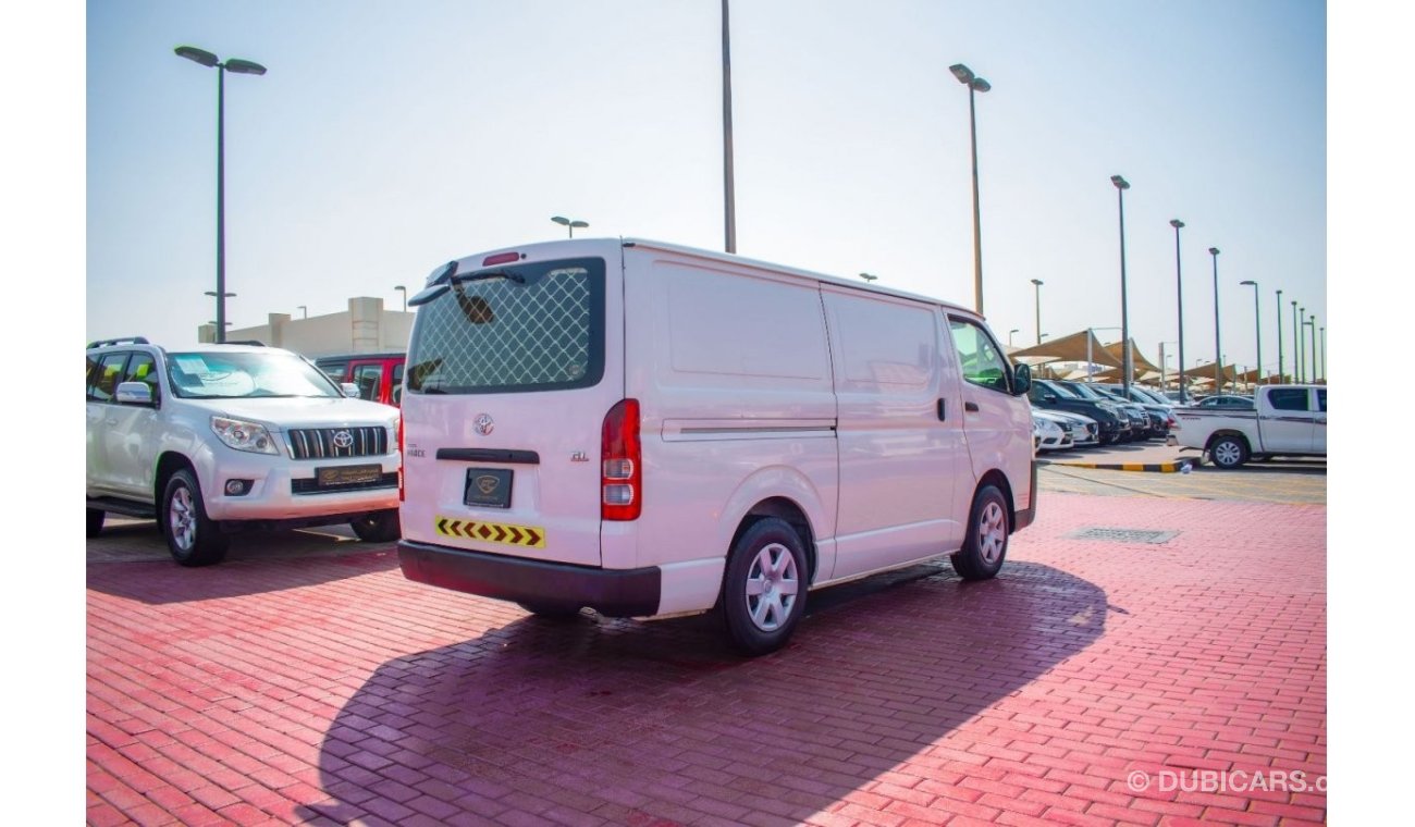 Toyota Hiace GL - Standard Roof 2018 | TOYOTA HIACE | GL STD-ROOF DELIVERY VAN | 3-STR 5-DOORS | GCC | VERY WELL-