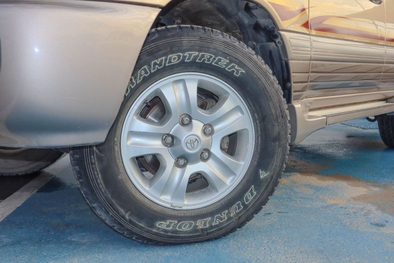 تويوتا لاند كروزر TOYOTA LAND CRUISER GXR 2005 4.5L  MANUAL TRANSMISSION