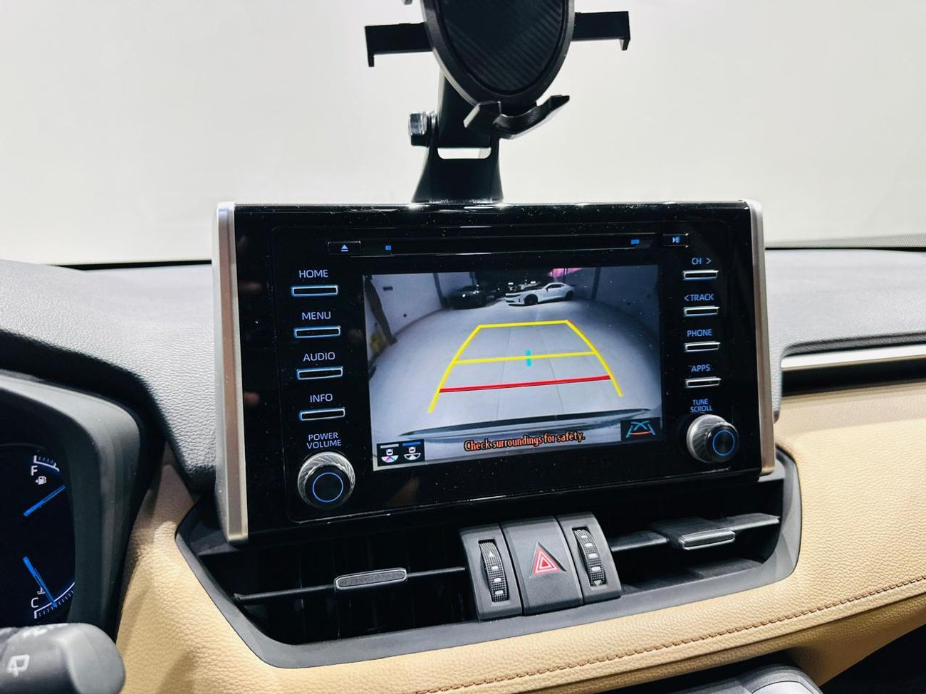 تويوتا راف ٤ 2.5L VXR Hybrid