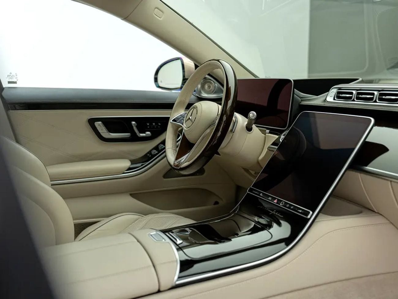 Mercedes Maybach S680 Maybach S680 | Two-Tone | GCC Spec | First-Class Rear Seats