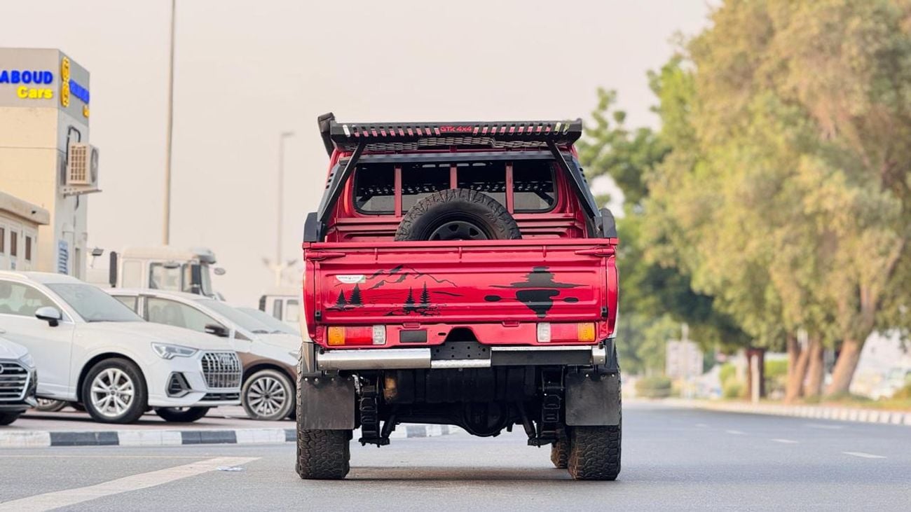 Toyota Land Cruiser Pick Up Land cruiser pickup double cabin red colour manual gear diesel engine RHD 2013