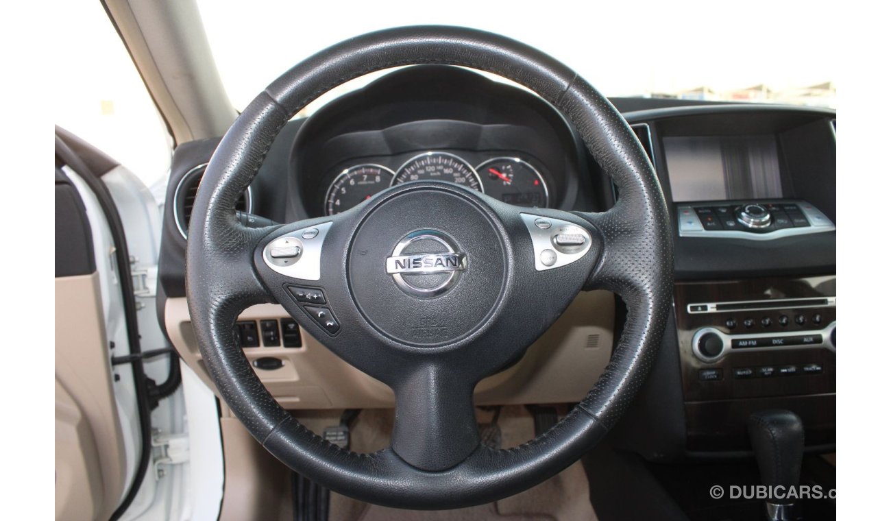 Nissan Maxima SR Nissan Maxima 2014 GCC in excellent condition, full option, without accidents