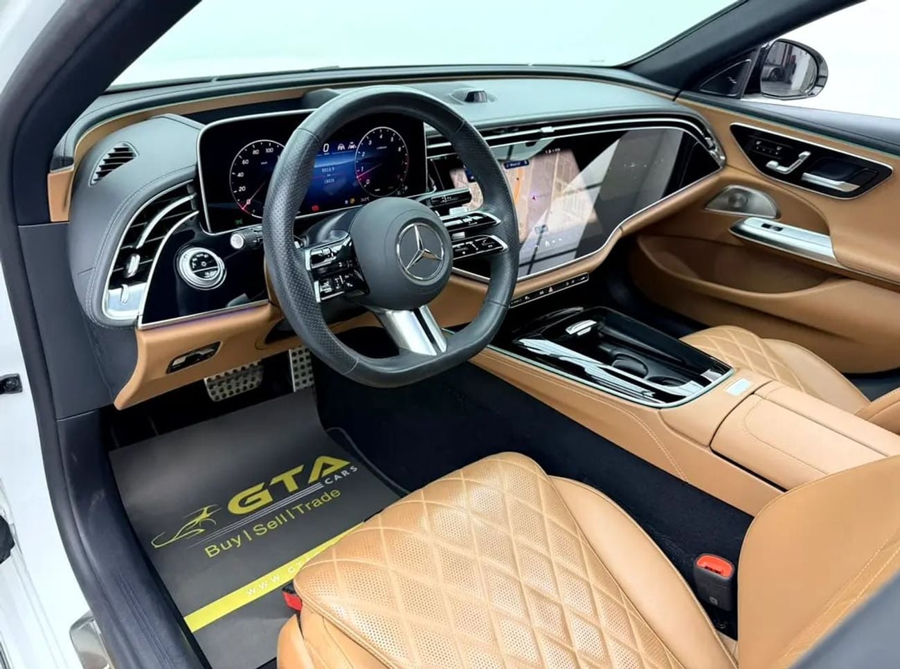Mercedes Benz E300 E300 Premium+, MB Warranty + Service Pack, Full MB Service History, GCC