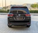 Toyota Land Cruiser Toyota landcruise 2020Model Facelifted 2025 GXR 4.0L V6 petrol Engine Colour Black push start Transm