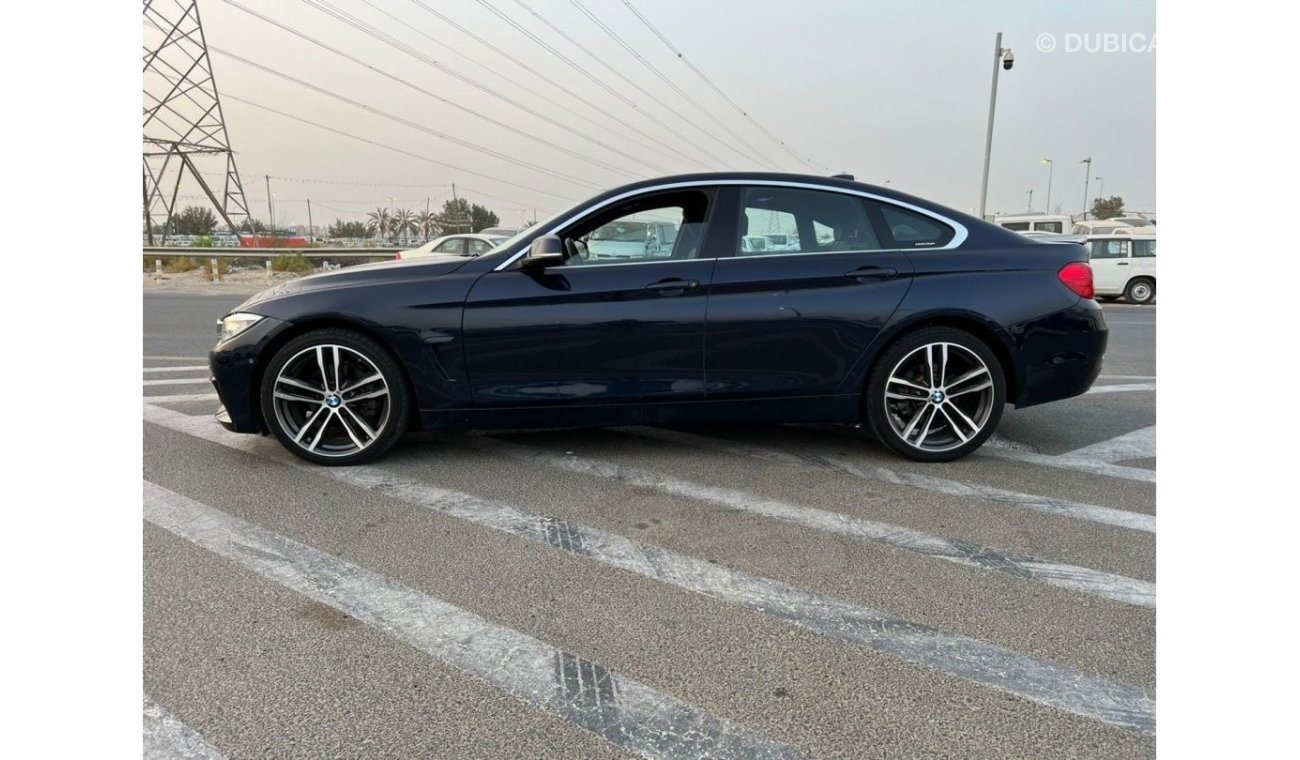 BMW 430i 2017 BMW 430  2.0L /. v4  AWD  UAE PASS