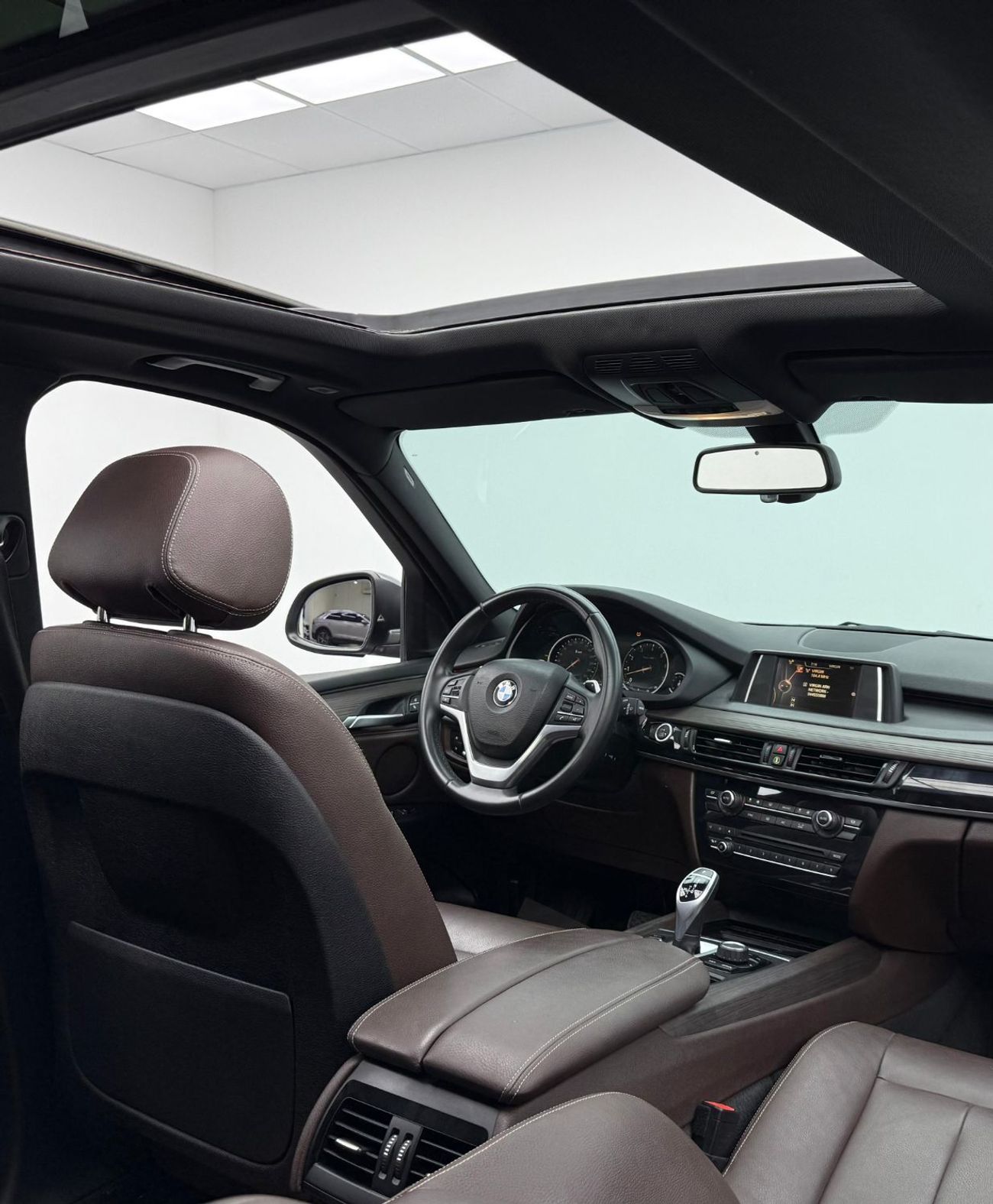 BMW X5 35i Exclusive 3.0L (5 Seater) 2017 BMW X5 xDrive35i Exclusive, Full BMW Service History, Excellent C