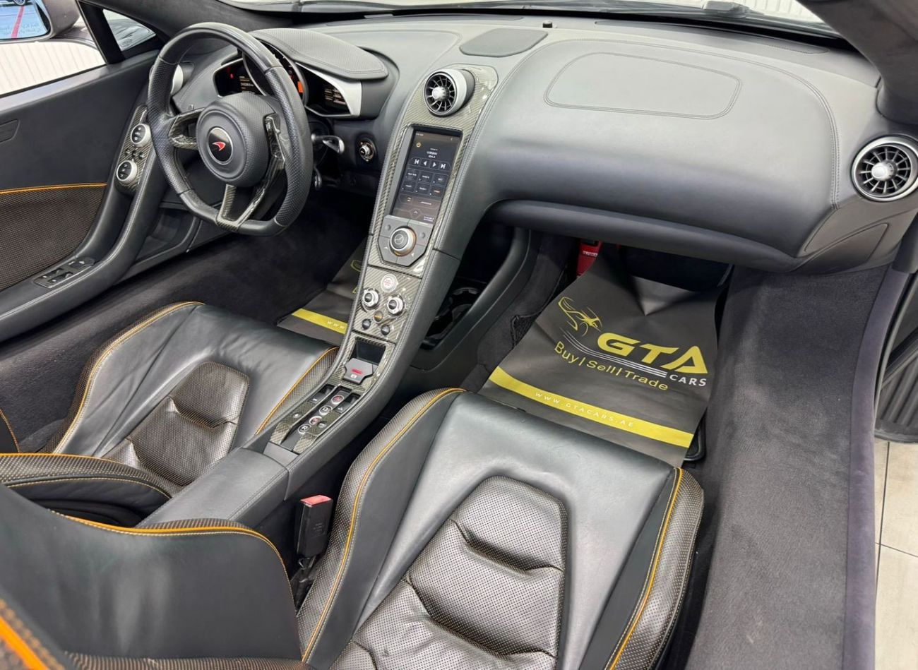 مكلارين MP4-12C 2013 McLaren MP4-12C Spider, Jan 2025 McLaren Warranty, Full Service History, GCC