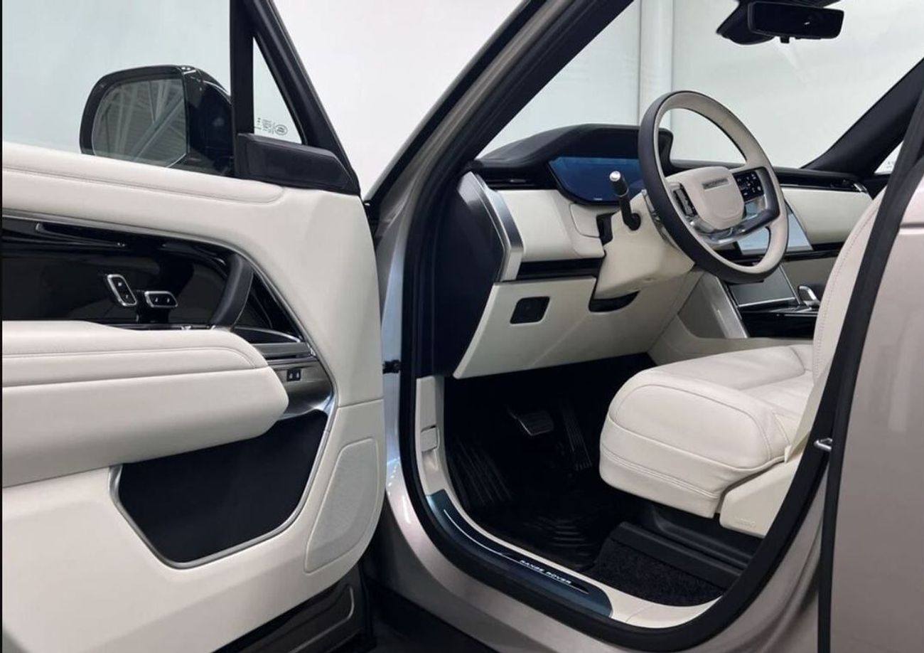 Land Rover Range Rover LWB SE P530 4.4L