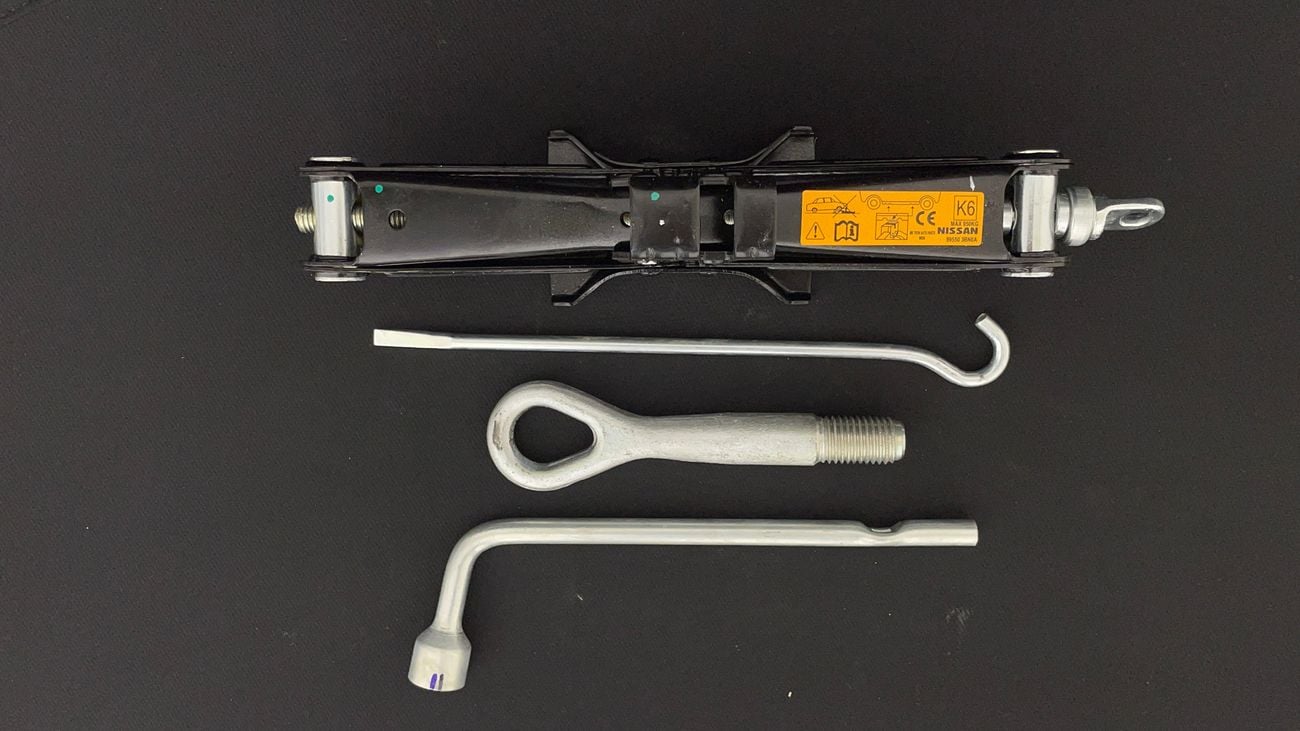 Nissan Sunny SV 1.5 | Zero Down Payment | Home Test Drive