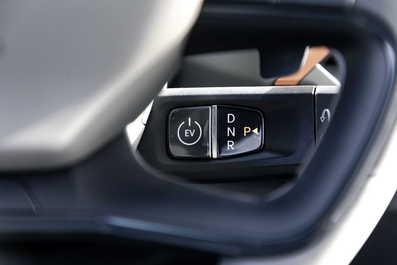 كيا EV5 2024 KIA EV5 LAND 530 - White inside Grey & Black | Export Only