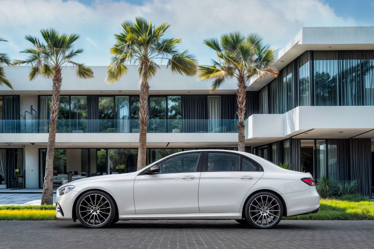 Mercedes-Benz E300 E300 AMG | 3,917 P.M  | 0% Downpayment | Agency Warranty/Service!