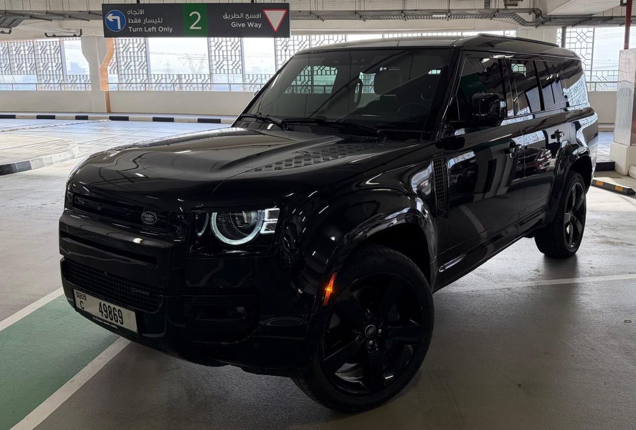 لاند روفر ديفندر P130