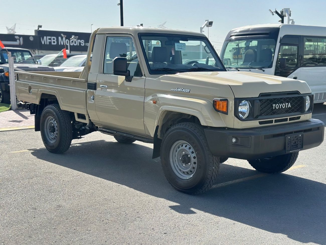 Toyota Land Cruiser Pick Up Std 4.0L Single Cab Utility 4WD