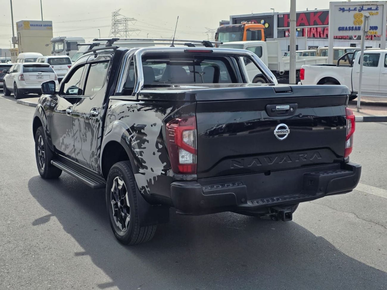نيسان نافارا NISSAN NAVARA 2023 BLACK 4WD AT DIESEL = RIGHT HAND