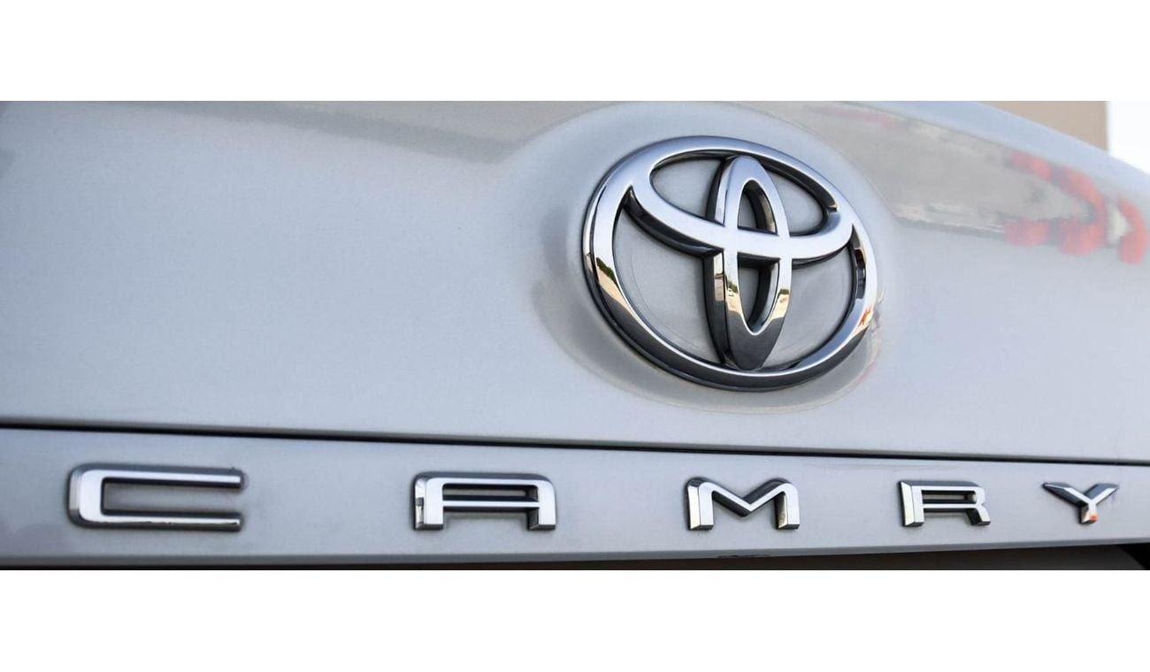 Toyota Camry S 2.5L (181 HP) Toyota Camry 2018 GCC without accidents in excellent condition 1111 P.M