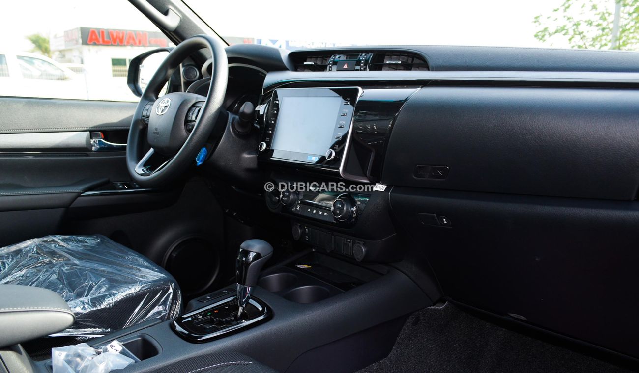 Toyota Hilux Adventure SR5 2.8L Diesel  A/T