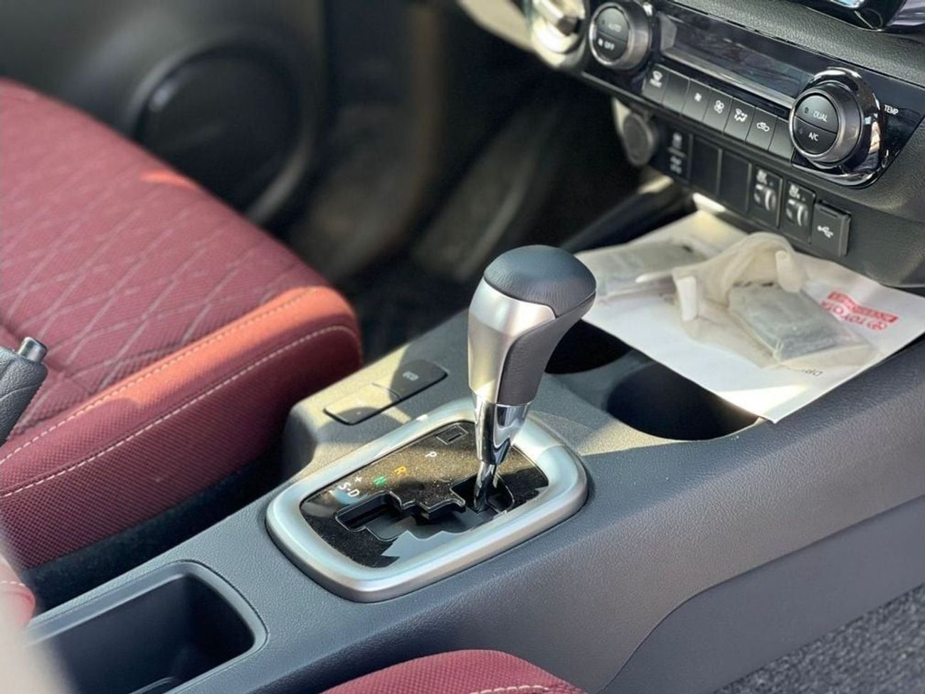 Toyota Hilux Toyota Hilux S -GLX SR5 2.7L AT 4WD 2024